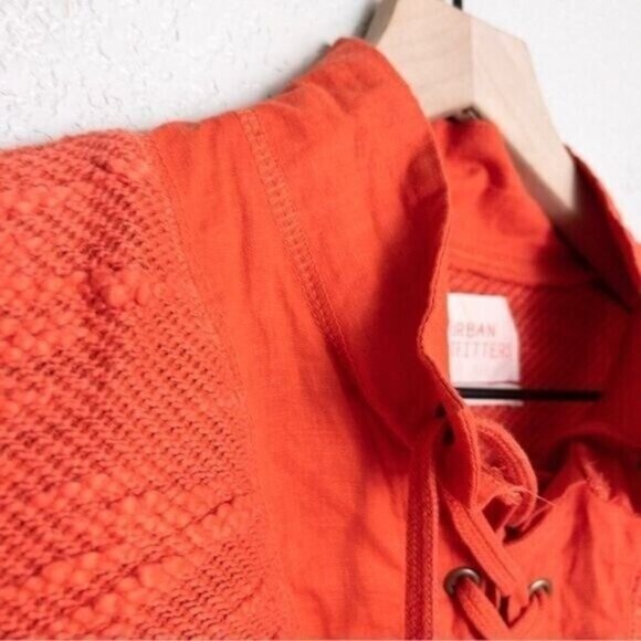 Urban Outfitters Lace Up Funnel Neck Cropped Sweater M Lightweight Relaxed - Picture 5 of 10